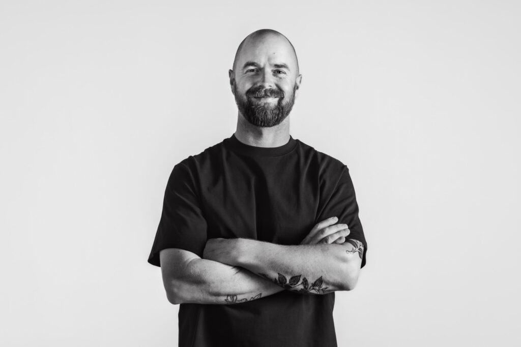 Hunter Headline, Home, Hunter Headline